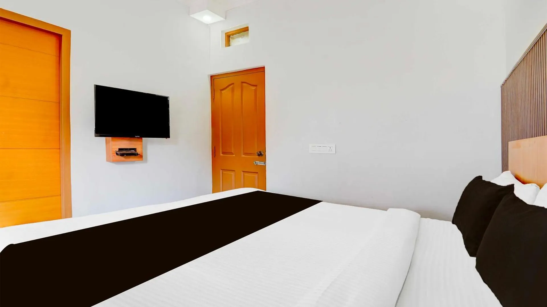 Hotel O Market Road Ernakulam Kochi